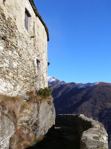Clicca per immagine full size